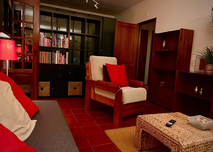 Garrett By The Sea *